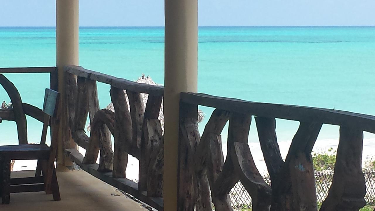 White Sands Hotel *